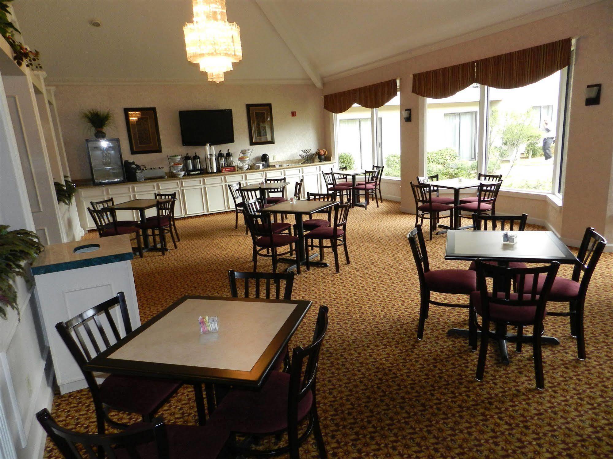Ashmore Inn And Suites Lubbock Exteriör bild