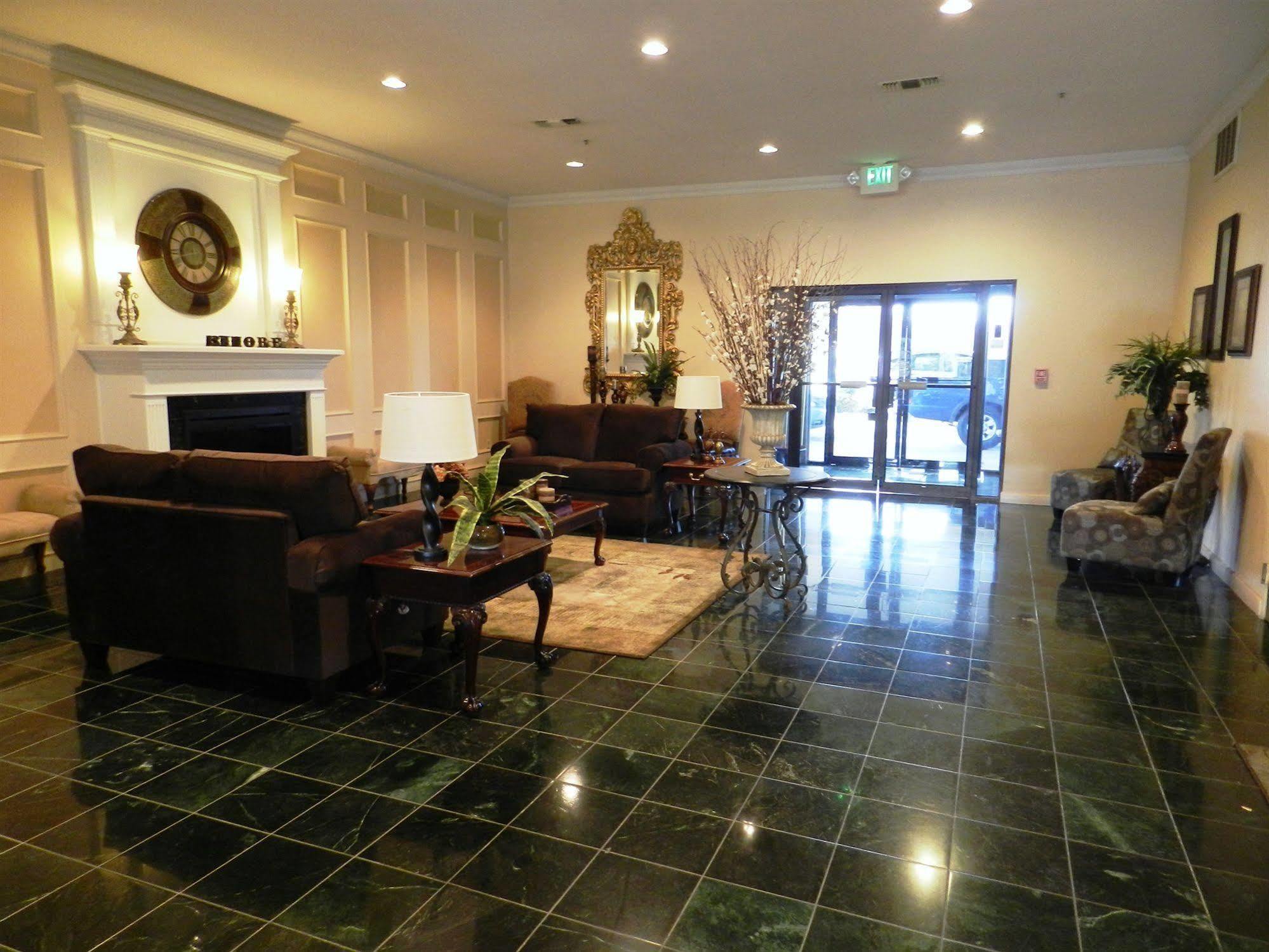 Ashmore Inn And Suites Lubbock Exteriör bild