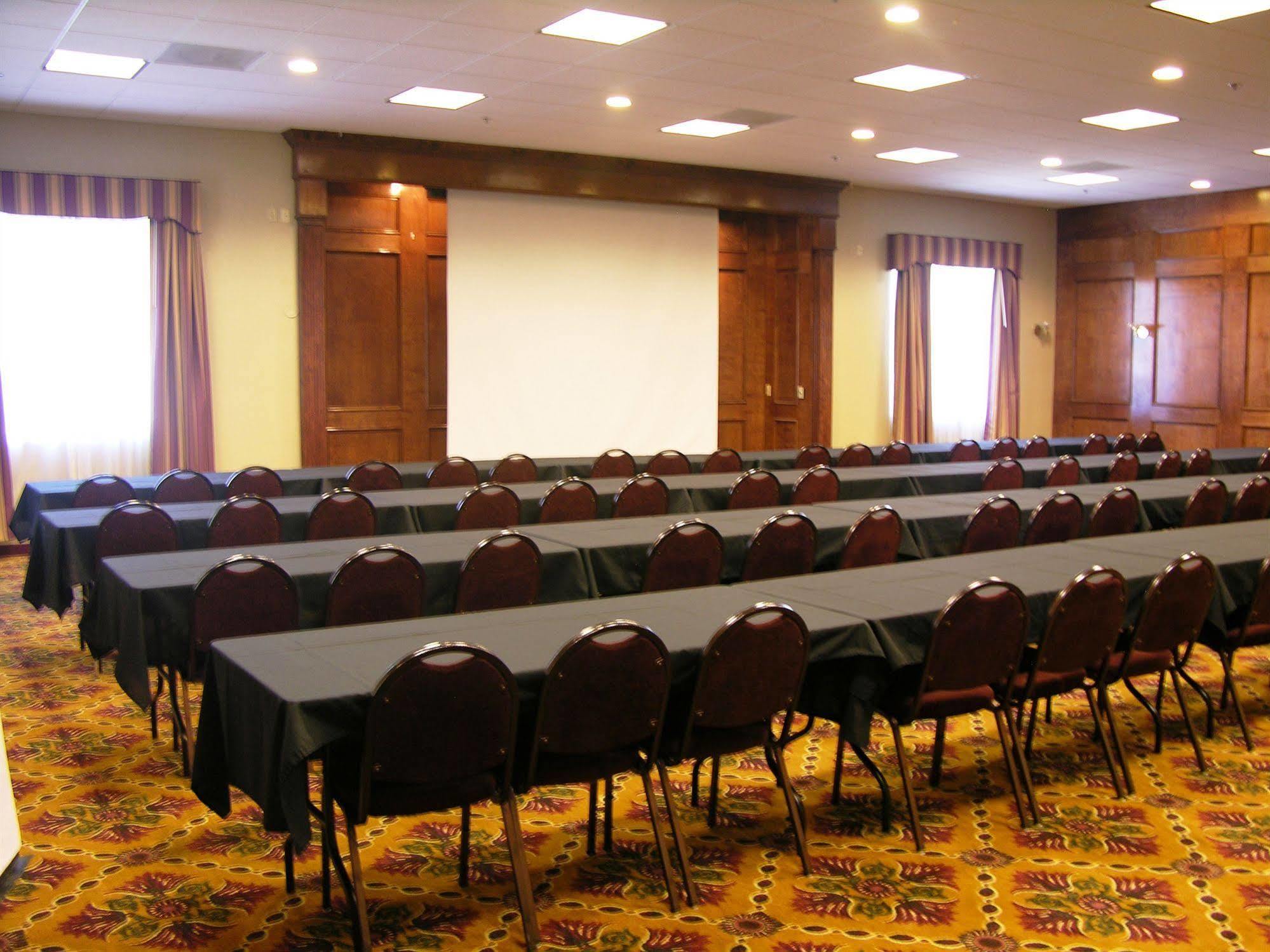 Ashmore Inn And Suites Lubbock Exteriör bild