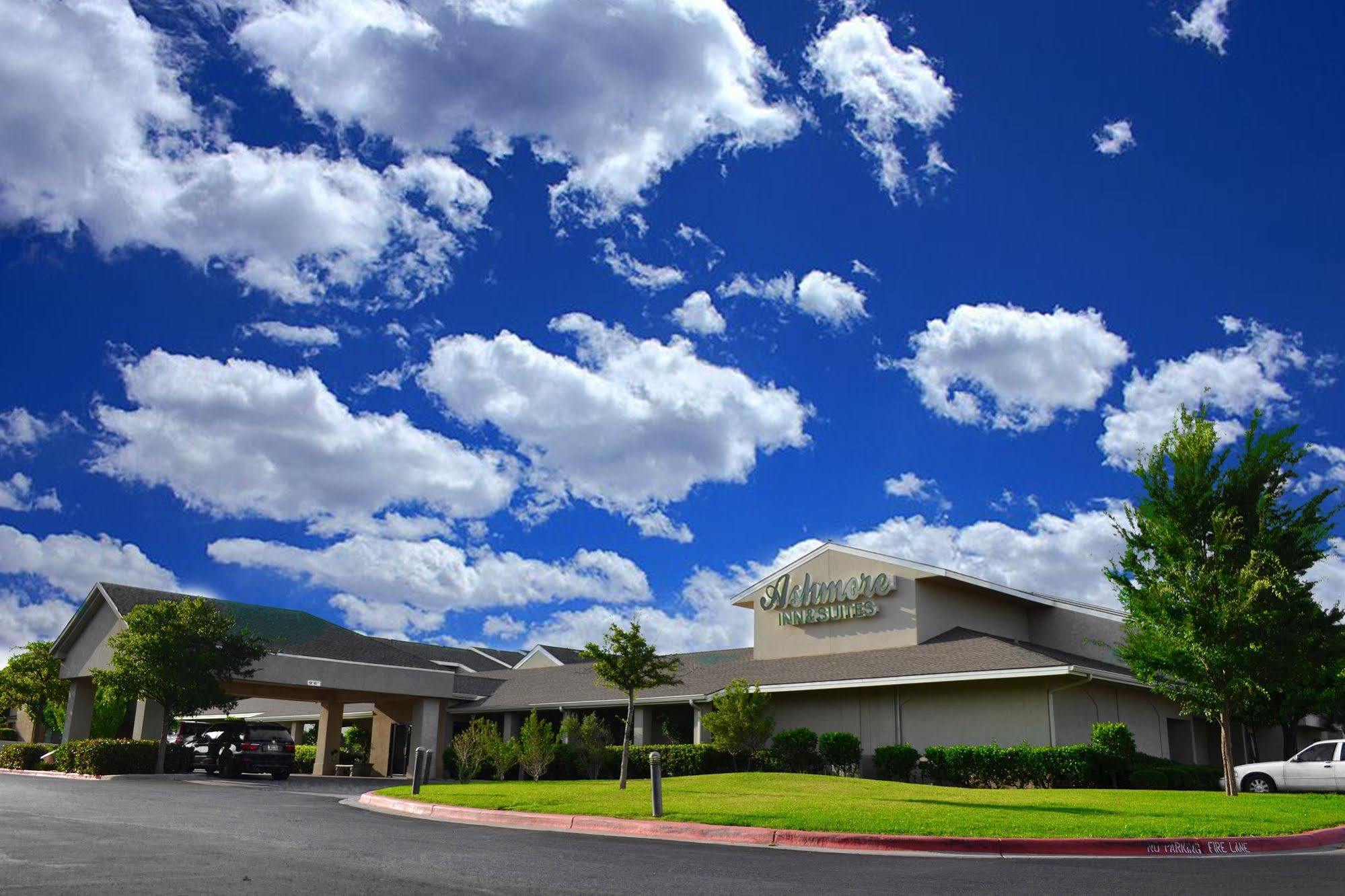 Ashmore Inn And Suites Lubbock Exteriör bild
